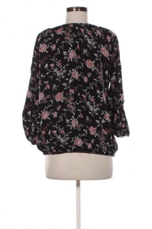 Дамска блуза Colloseum, Размер S, Цвят Многоцветен, Цена 2,04 €