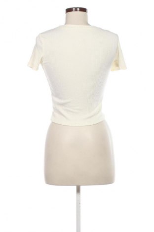 Γυναικεία μπλούζα DAZY, Μέγεθος M, Χρώμα Εκρού, Τιμή 6,99 €
