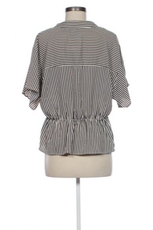 Dámská halenka H&M, Velikost M, Barva Vícebarevné, Cena  219,00 Kč