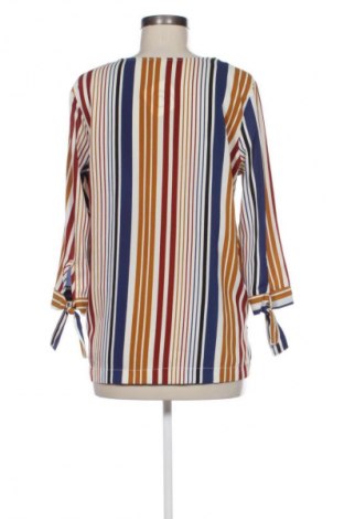 Dámská halenka LC Waikiki, Velikost M, Barva Vícebarevné, Cena  99,00 Kč