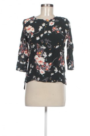 Damen Shirt ONLY, Größe XS, Farbe Mehrfarbig, Preis 1,99 €