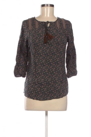 Γυναικεία μπλούζα ONLY, Μέγεθος S, Χρώμα Πολύχρωμο, Τιμή 1,99 €