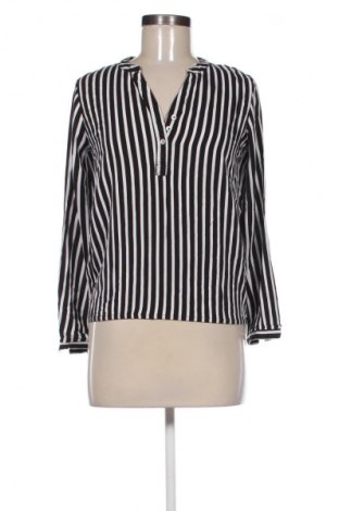 Γυναικεία μπλούζα Reserved, Μέγεθος XS, Χρώμα Πολύχρωμο, Τιμή 2,99 €