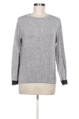 Dámská halenka S.Oliver, Velikost S, Barva Šedá, Cena  49,00 Kč