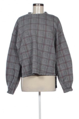 Damen Shirt Stradivarius, Größe L, Farbe Mehrfarbig, Preis 5,00 €