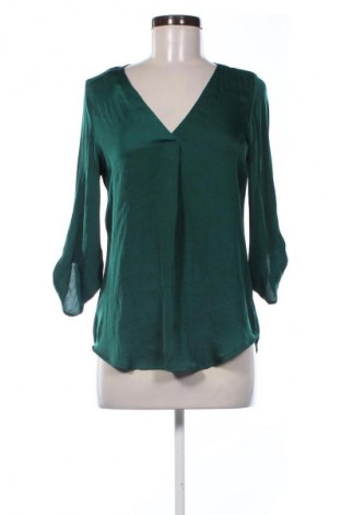 Dámská halenka Stradivarius, Velikost S, Barva Zelená, Cena  69,00 Kč