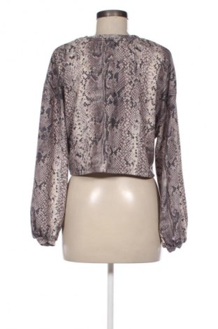 Damen Shirt Stradivarius, Größe S, Farbe Mehrfarbig, Preis 2,99 €