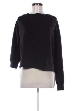 Дамска блуза Stradivarius, Размер L, Цвят Черен, Цена 2,55 €