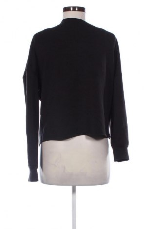 Дамска блуза Stradivarius, Размер L, Цвят Черен, Цена 2,55 €