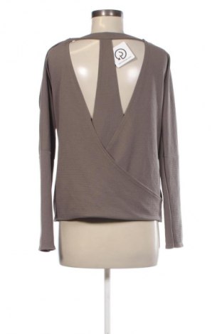 Bluzka damska Unbranded, Rozmiar S, Kolor Szary, Cena 6,99 zł