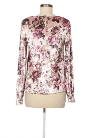 Dámska blúza Unbranded, Veľkosť M, Farba Viacfarebná, Cena  1,95 €