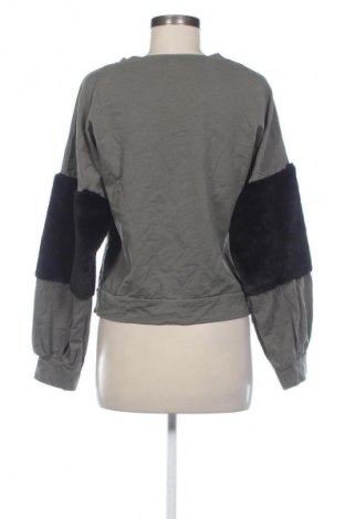 Γυναικεία μπλούζα Unbranded, Μέγεθος M, Χρώμα Πράσινο, Τιμή 1,99 €