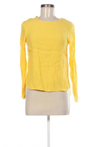 Дамска блуза Unbranded, Размер M, Цвят Жълт, Цена 2,04 €