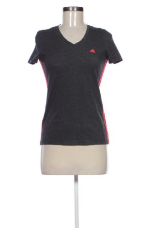 Γυναικείο t-shirt Adidas, Μέγεθος M, Χρώμα Μαύρο, Τιμή 13,50 €