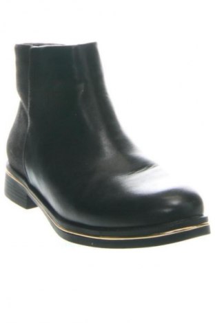 Дамски боти Clara Barson, Размер 37, Цвят Черен, Цена 9,76 €