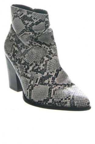 Дамски боти Haily`s, Размер 38, Цвят Многоцветен, Цена 11,75 €