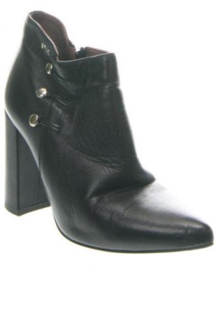 Дамски боти Nero Giardini, Размер 35, Цвят Черен, Цена 11,07 €