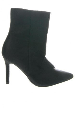 Дамски боти Sacha, Размер 38, Цвят Черен, Цена 8,69 €