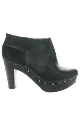 Дамски боти Unbranded, Размер 37, Цвят Черен, Цена 30,67 €