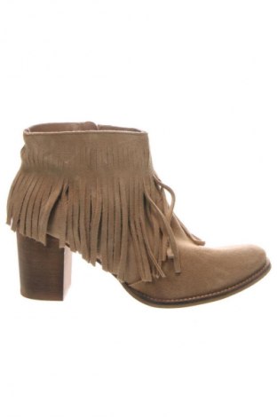 Дамски боти Unbranded, Размер 37, Цвят Бежов, Цена 20,96 €