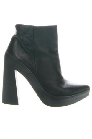 Дамски боти Vic Matié, Размер 36, Цвят Черен, Цена 38,69 €