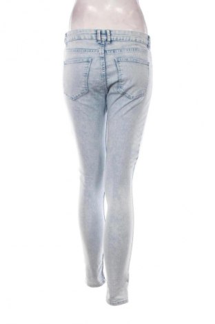 Dámské džíny  Bershka, Velikost M, Barva Modrá, Cena  119,00 Kč