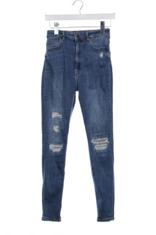 Damskie jeansy Bershka, Rozmiar XS, Kolor Niebieski, Cena 33,99 zł