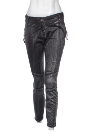 Női farmernadrág Biba, Méret M, Szín Szürke, Ár 1 819 Ft