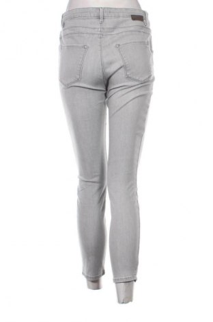 Γυναικείο Τζίν Brax, Μέγεθος M, Χρώμα Γκρί, Τιμή 7,99 €