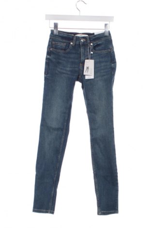 Γυναικείο Τζίν Mango, Μέγεθος XXS, Χρώμα Μπλέ, Τιμή 14,99 €