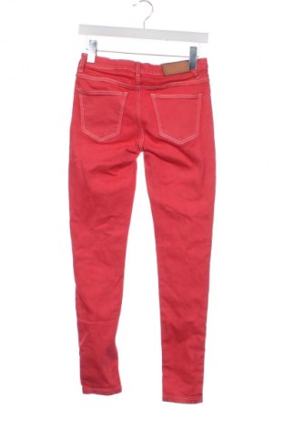 Damskie jeansy Noisy May, Rozmiar S, Kolor Czerwony, Cena 23,99 zł