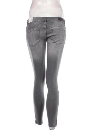 Γυναικείο Τζίν ONLY, Μέγεθος M, Χρώμα Γκρί, Τιμή 12,99 €