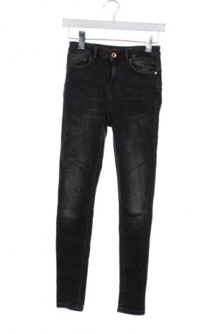 Damskie jeansy ONLY, Rozmiar S, Kolor Szary, Cena 39,99 zł