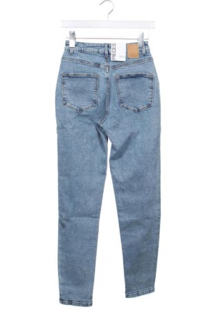 Damskie jeansy Pieces, Rozmiar XS, Kolor Niebieski, Cena 56,99 zł