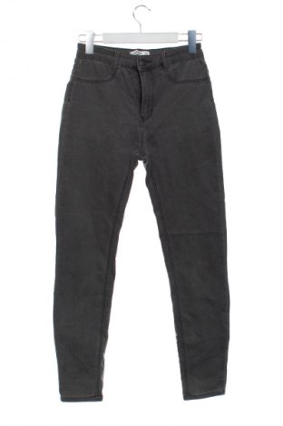 Damskie jeansy Pull&Bear, Rozmiar XS, Kolor Szary, Cena 21,99 zł
