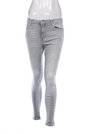 Damen Jeans Reserved, Größe S, Farbe Grau, Preis 4,99 €