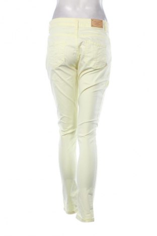Dámské džíny  Silvian Heach, Velikost M, Barva Žlutá, Cena  145,00 Kč
