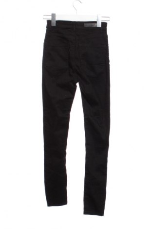 Дамски дънки Stradivarius, Размер XXS, Цвят Черен, Цена 4,09 €