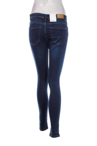 Damskie jeansy Vero Moda, Rozmiar M, Kolor Niebieski, Cena 74,99 zł