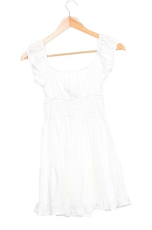 Dámská krátká kombinéza  Bershka, Velikost M, Barva Bílá, Cena  439,00 Kč