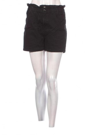 Damen Shorts Beloved, Größe M, Farbe Schwarz, Preis 4,99 €