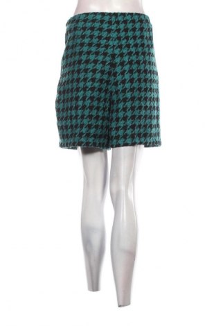 Dámské kraťasy  C&A, Velikost XL, Barva Vícebarevné, Cena  109,00 Kč