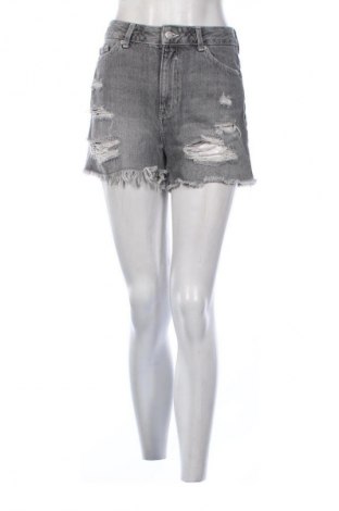 Γυναικείο κοντό παντελόνι Clockhouse, Μέγεθος S, Χρώμα Γκρί, Τιμή 4,99 €