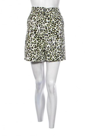 Damen Shorts Fb Sister, Größe M, Farbe Mehrfarbig, Preis 4,99 €