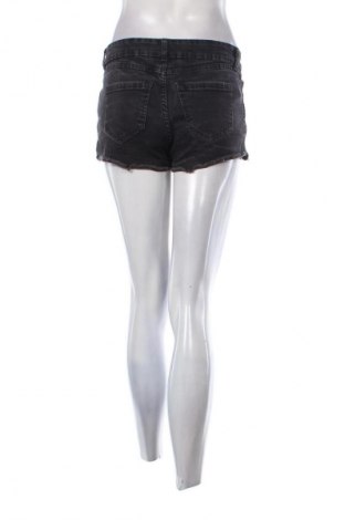 Damskie szorty Fb Sister, Rozmiar M, Kolor Czarny, Cena 48,06 zł