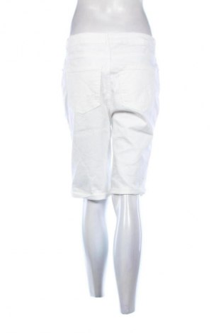 Damskie szorty LC Waikiki, Rozmiar L, Kolor Biały, Cena 29,99 zł