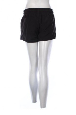 Γυναικείο κοντό παντελόνι PUMA, Μέγεθος M, Χρώμα Μαύρο, Τιμή 7,99 €