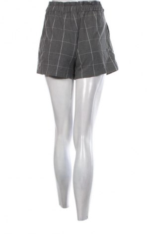 Dámske kraťasy  Pull&Bear, Veľkosť S, Farba Viacfarebná, Cena  6,95 €