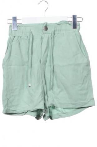 Dámské kraťasy  Stradivarius, Velikost XXS, Barva Zelená, Cena  139,00 Kč