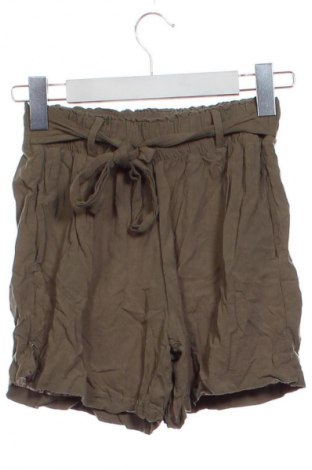 Γυναικείο κοντό παντελόνι Terranova, Μέγεθος XXS, Χρώμα Πράσινο, Τιμή 1,99 €